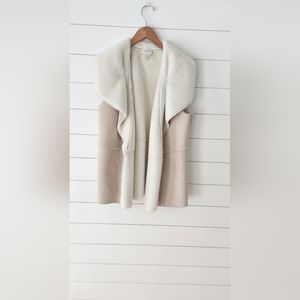 Chico's Size 2 Faux Fur Vest